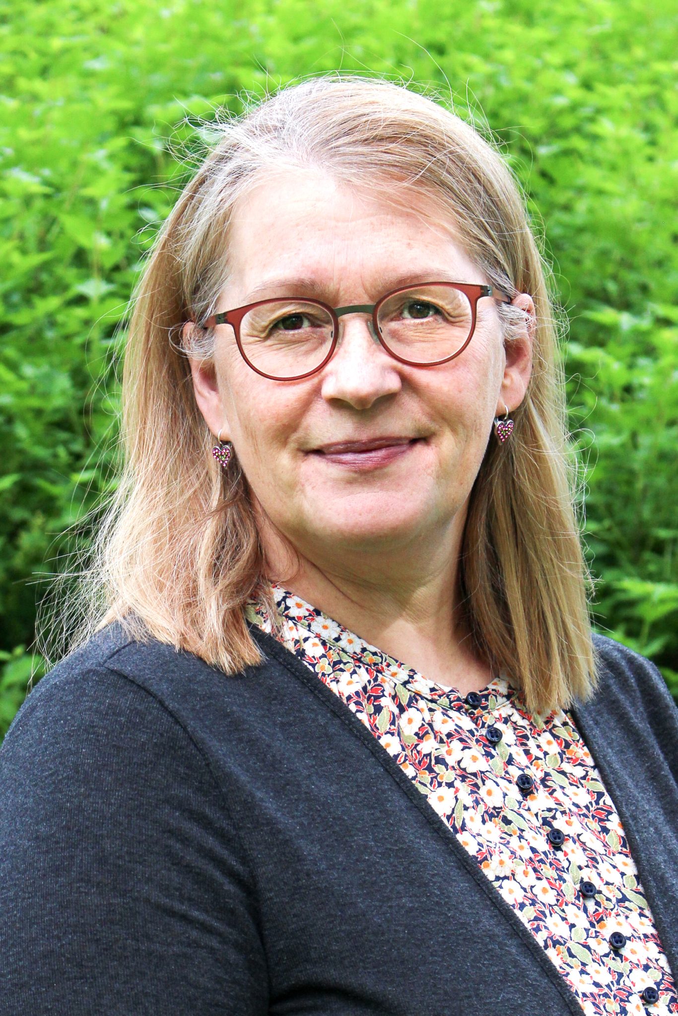 Tiina Vlasoff : Terveyden edistämisen asiantuntija / EPT-Pakka -hanke / Kansainväliset asiat