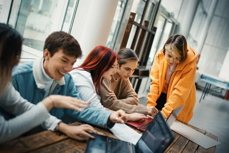 Semppi toiminta oppilaitoksissa